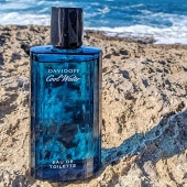 ��Ϧ�͸����ŵ���ˮ