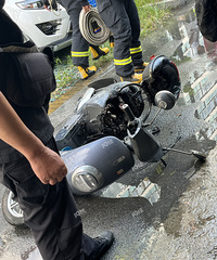 8ʱ12�������ӵ����� 8ʱ30�ֻ������� ����Ա���˱�����