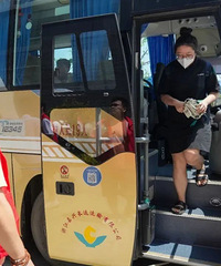 ��ѧ�����������������о�Ժӭ����200���о�����