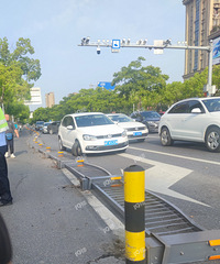 ���Ͽ�������Ҫ���㣡����һ����ɫ����ײ��һ���Ż�����