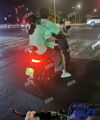 ����ҹ�����ݡ��������ա��������ͯ��ƿ��˫��˫�ɣ�