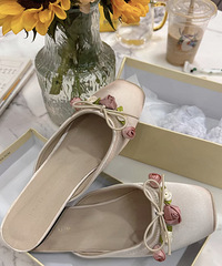 �������Ұ��ĳ�����Ь����