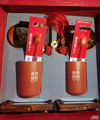 ��Ϊϰ�׾�������ǵصĺ� �����ĸ��ֺ�ɫ