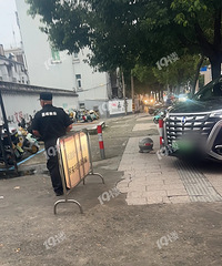 �º�ͣ�����ı���Ʈ�ˣ���������οͽ�ȥͣ��ȴ���󳵷��С�