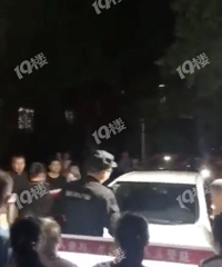 �ְѴ��Ŷ��ˣ�����ĳ��ǨС�����˲�Ը��ͣ���Ѻͱ����������ˣ�