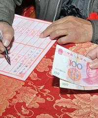 �������ģ�����������С���٣������˶������