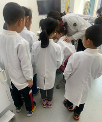 ���Ϻ�Ұ�����������Ȱ���ˣ��������˿����ﻹ�Ƕ��￴���أ�