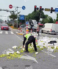 ���˽�ͷһ��ˮ�����������ص����ѣ���Ū��������Ҳ����æ�ˡ�