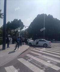 ����ͻ����ײ�úòң��׳���ͷ���� �ڳ�ֱ�ӵ׳����ˣ�