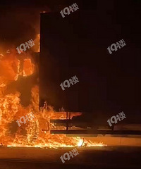 ��ҹͻ����ƽ��������������л������ �ֳ�һƬ�𺣣�