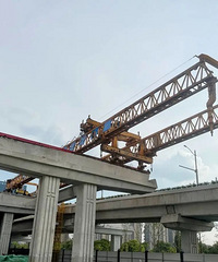 ���˿���·����һ�׶����½�չ��1������߸߼��Ź�ͨ��