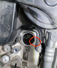 ��������˸���̼��ϴ��Ȼ���һ����ױڸ�Ū���ˣ�