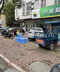 ��������һ�ҳ���ǿ��ռ�ù�����λ ̬�ȶ��ӣ�