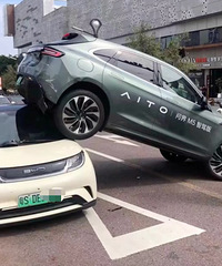 ңң���ȣ���Ϊ�ʽ���ѹ���ǵϵ�ʵ�����ˣ������Լݳ�...