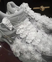 �����Ҳ������ʵĻ�Ь���Լ�DIYһ˫