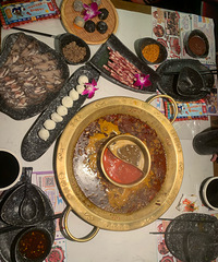 ǰ����ĸ��Ϲ�ÿ�챬�������ڻ����˳���