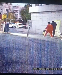 ����9��Ůͯ��С���ﱻ��ҧ�� ������ǣ�Ź����ˣ�����ҵһ�顭