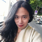 ��Ůװ��GGһö~