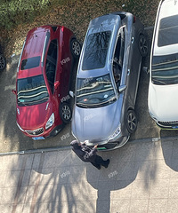 �л��㳡����ͣ�����������ˣ������ͳ���˫��������е�������