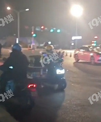 ����С�类ײ�ɼ�ʮ�ף��������Ǵ�����ǵĻ���