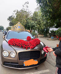 �����������ˣ�·�ϻ�ͷ�ʺܸ� ���׵Ĺ�������