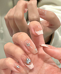 �����������Χ�����ף�̫����