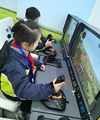 ѧУ�Ƽ��˼������ڴ򿨻��� ȥ�˰������������ĵķ���Ա����