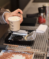 ���Ϻ��ص��컨��O.P.S.  Cafe��һ��������4�� �ڸо��ޣ�