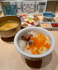 ˭����һ��ĺ���������������Ȫ�����׷������һ�����ѽ��