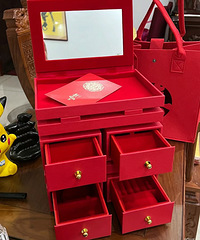 �����͵ĳ����»����� �Ǹ��а������κ��������ݺ���