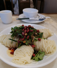 �Ϻ����С��԰���󣬻���������׸о���������