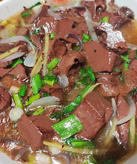 �н����ȷ����ﳴһ���ټ���Ѫ��Ȼ��������ƾ�