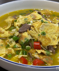 �����������ԣ������۾�����һ�� ���Ի��ǱȽ��۵�