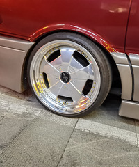 ·�߿���һ�����е�TOYOTA