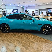 ��SU7�����˻ؼң�