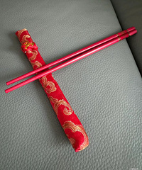 ��������Ǹ��з��� ȥ���׵�ʱ������Ծ����˸�һ֦װ