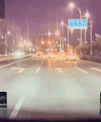��һ����·������F���񡱣�ѹ�߿���ǿ�б���𳵡��̵ƺ��ߡ�