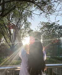 91年女找男~离异无孩 有房有车 爱养花花草草!