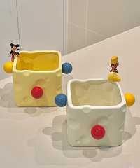 ���̺���������������һ������һ�� ������ҧһ��