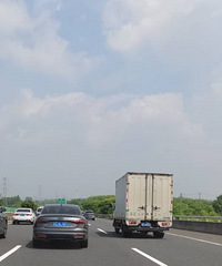 ��Ҫ��������Ь���ұ��ź���ˤ��һ�� �޺�����ײ��