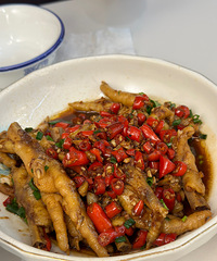 ���˶����������ӣ���צ����Ŵ����ڼ���~