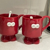 ����������ɫˮ��