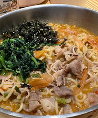 ���������÷�����һ�ҺóԵĵ�