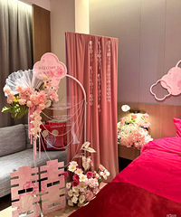 ����������ô������ɫ�鷿����ֱ�ǹ����ǽ��������鷿�