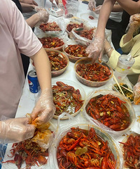 �������ϻ����������Լ���Լ����һ����С��Ϻ���̫ˬ��~