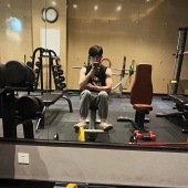 90���Ǩ����Ů�ѣ�