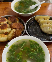 ������Ҳ��ڲ��г��Աߵ�ţ����ζ�����ˣ��ճ�����������