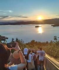 �������е�����ɽ ����ȥ��ǧ����Ϧ��