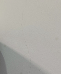 新装好的房子墙面能坚持多久不开裂?我的三个月不到就裂了...
