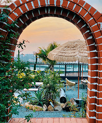 ����Ҳ���Լ�����̨���ȣ����������ÿ� �о����һ�ľͳ�Ƭ��